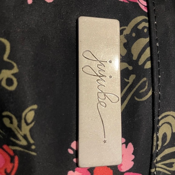 Jujube Hobobe bag and change mat “blooming romance” - Picture 9 of 12